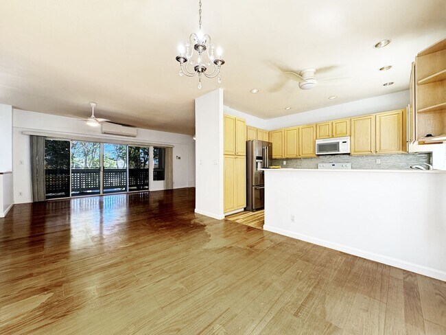 Building Photo - 1340 Moanalualani Pl