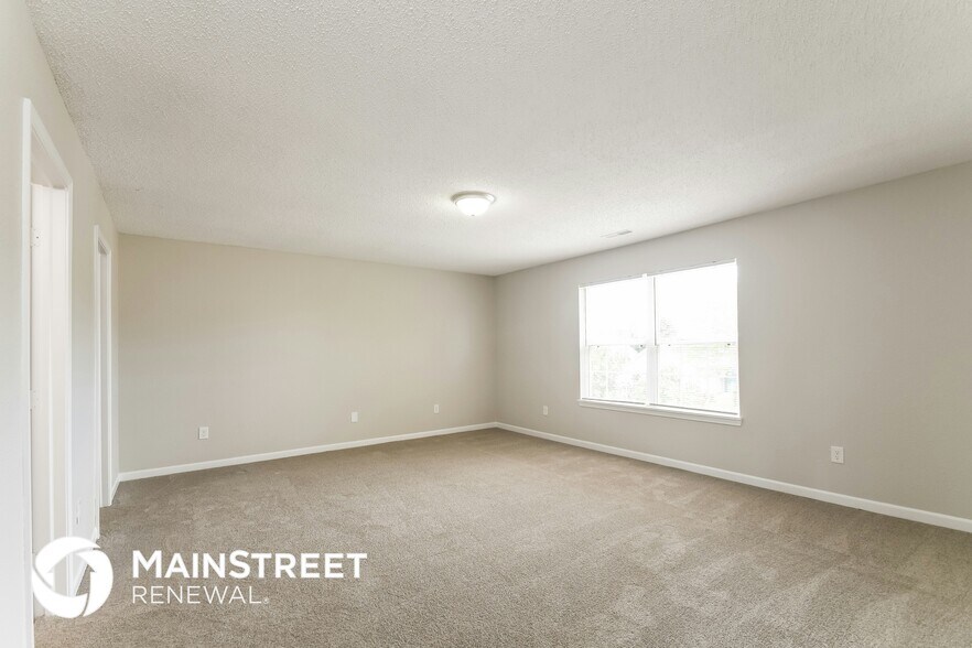 Building Photo - 265 E Pine Ridge Dr
