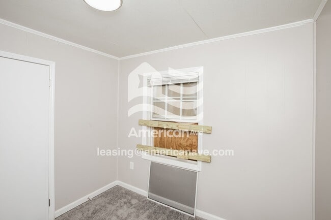 Building Photo - 4017 Tavineer Dr