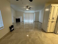 Building Photo - 1542 E Alluvial Ave