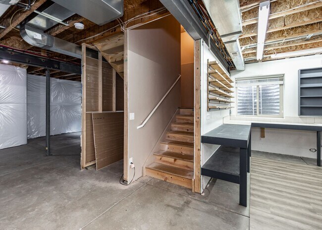 Building Photo - D20 4 Bed Home in The Farm