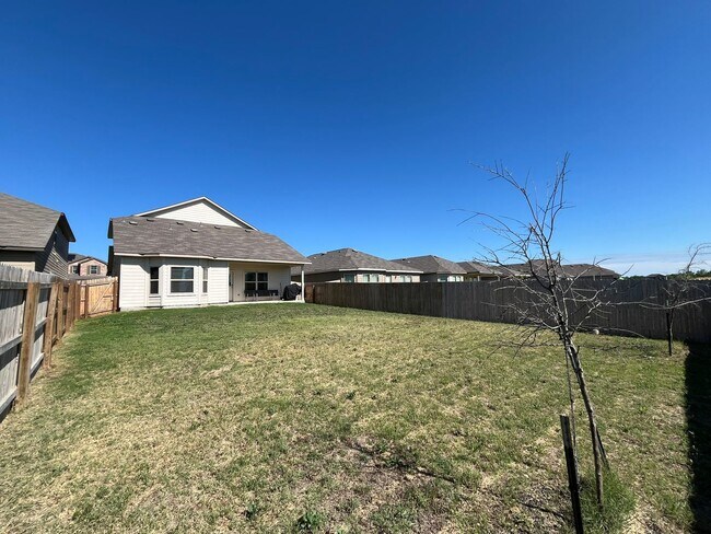 Building Photo - 7923 Navarro Mls