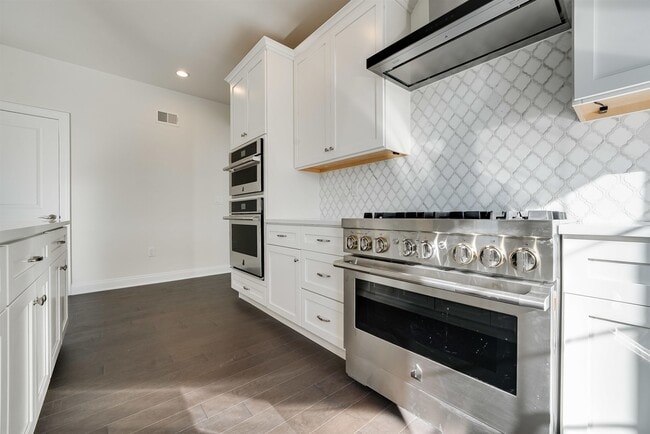 Building Photo - 22 Silent Nest Wy