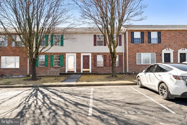 Building Photo - 352 Valley Mill Rd