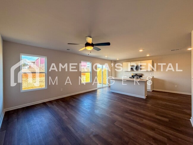 Building Photo - Modern Two Story Living in Lincoln, AL! Sign a 13-month lease by 3/31/2026 and receive a leasing ...