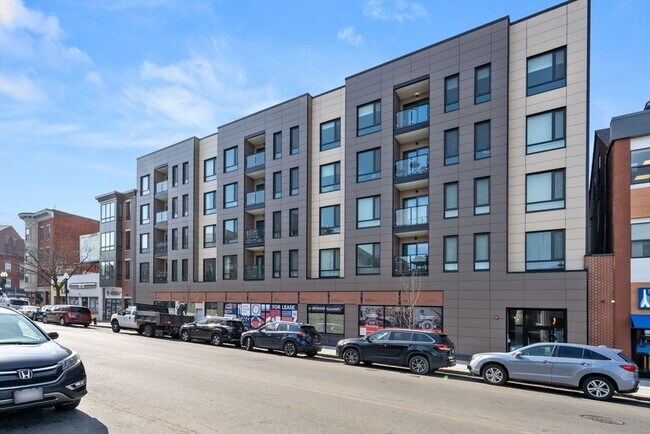 Building Photo - 457 W Broadway