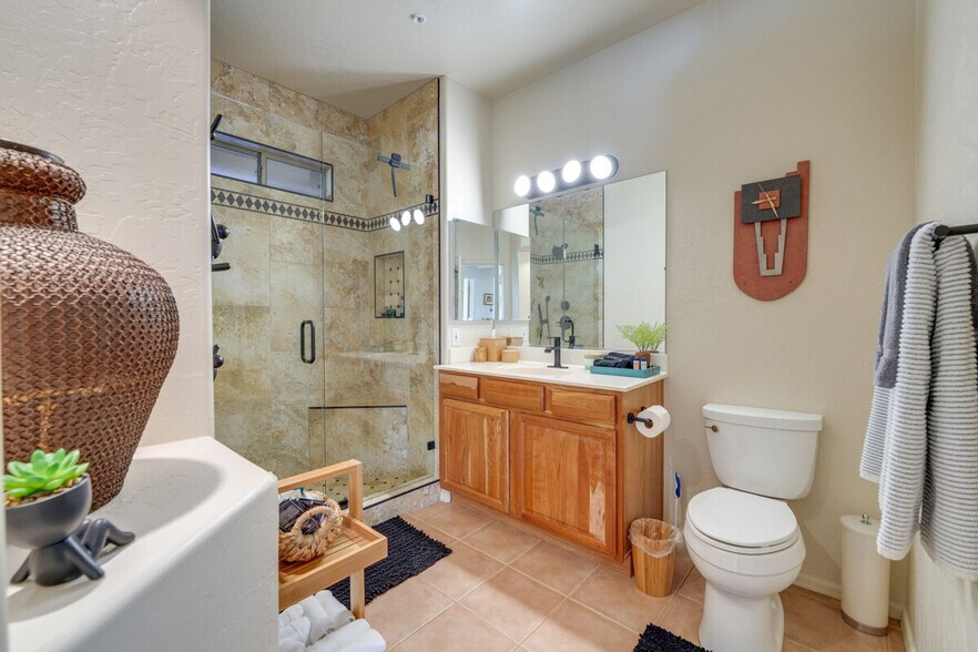 Building Photo - 11500 E Cochise Dr