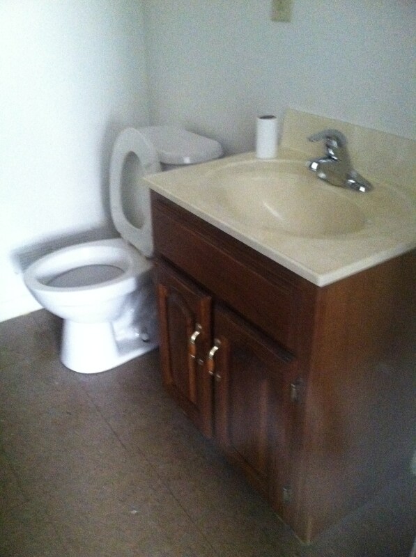 Building Photo - 26 Rochester St