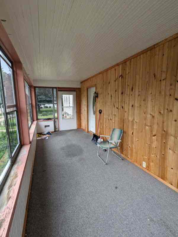 Building Photo - 1334 Otter Ave