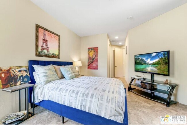 Building Photo - 79800 Vía Sin Cuidado