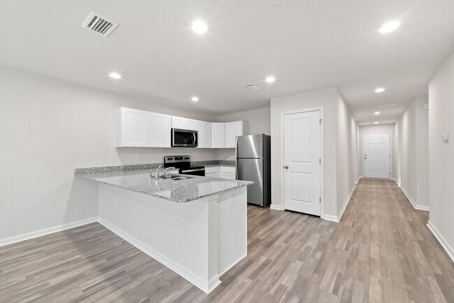 Building Photo - 630 Whispering Creek Ave