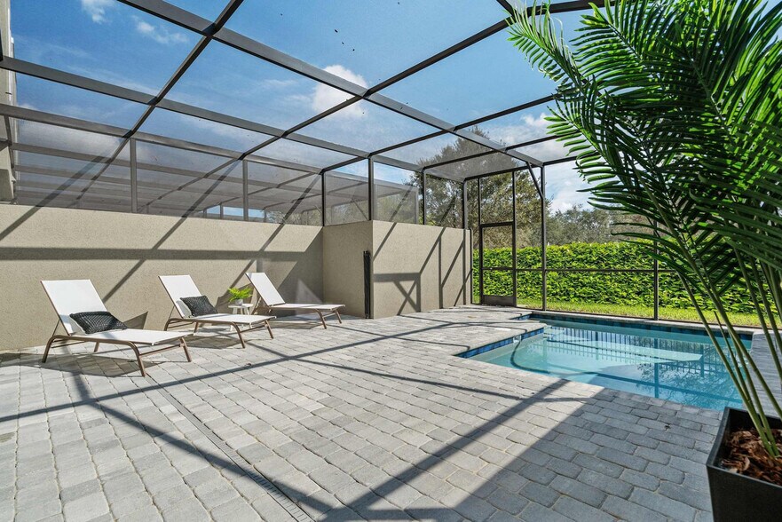 Building Photo - 2470 Santorini Dr