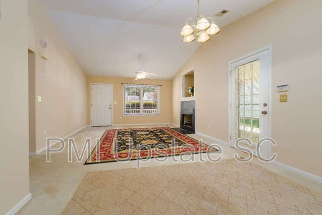Building Photo - 846 W Emerald Springs Dr