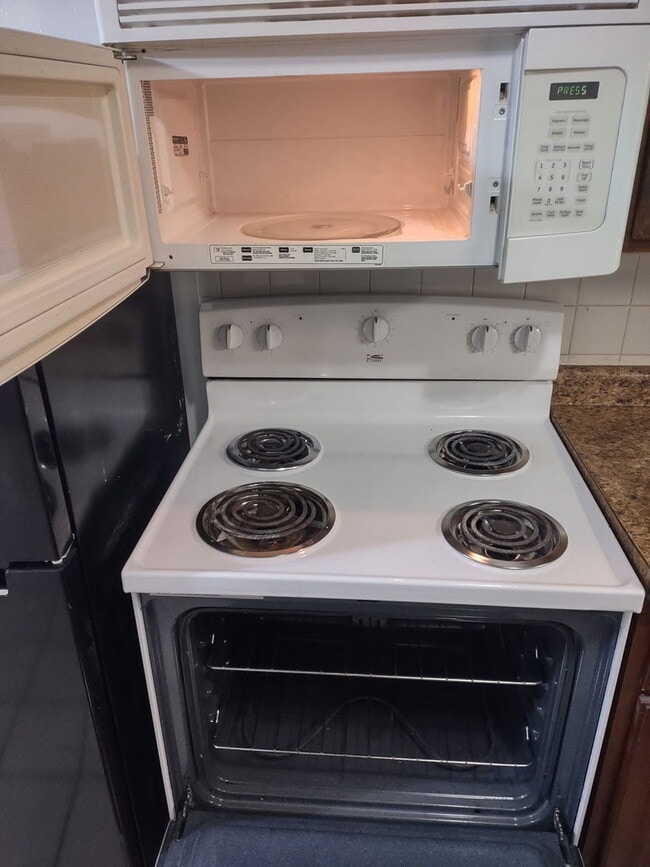 Building Photo - 4041 S Harlem Ave