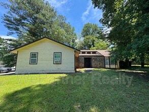 Building Photo - 7416 Dartmouth Ct