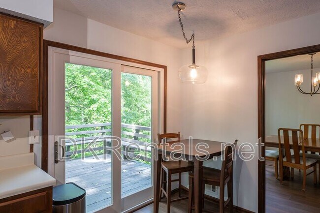 Building Photo - 3787 Etna Dr