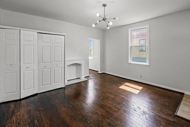Building Photo - 2210 Busse St