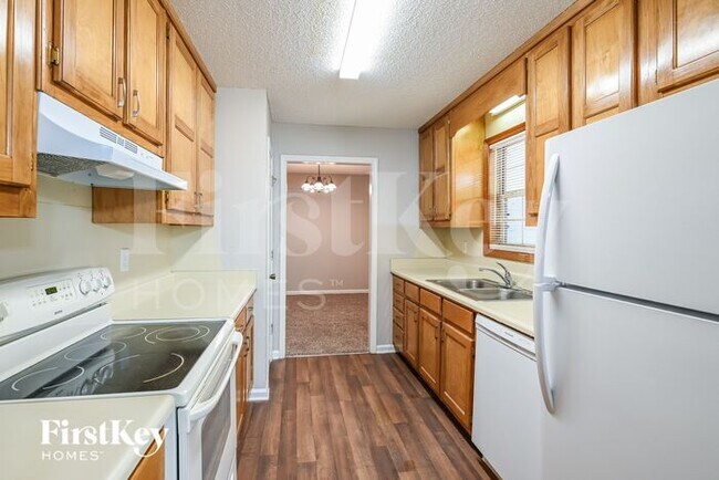 Building Photo - 2980 Williams Farm Dr