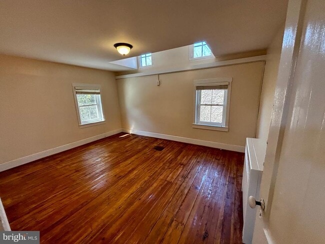 Building Photo - 8122 John Mosby Hwy