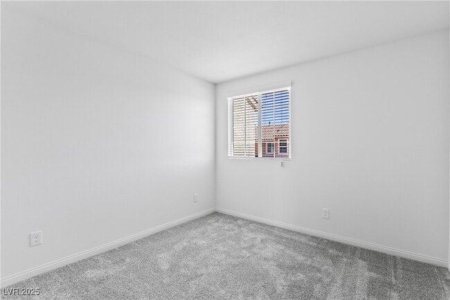 Building Photo - 2630 Aversa St