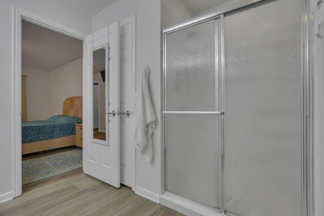 Building Photo - 4976 Conifer Dr