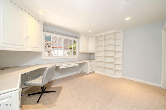 Building Photo - 4330 Bel Air Dr