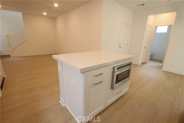 Building Photo - 513 Embrook Way