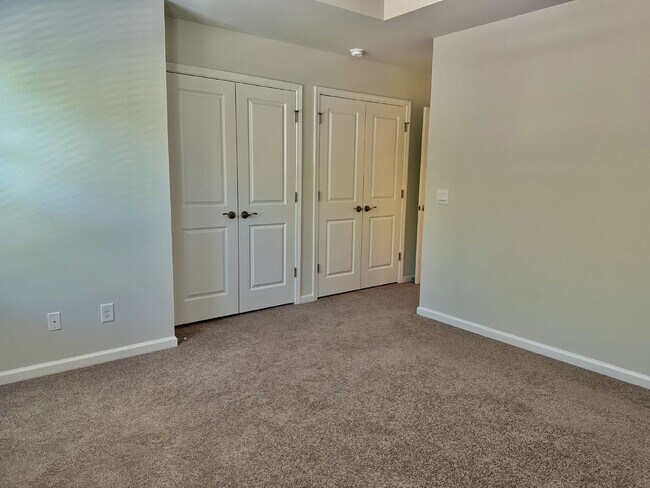 Building Photo - Cypress Ridge Townhome!