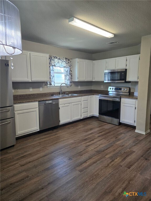 Building Photo - 2319 Schwald Rd