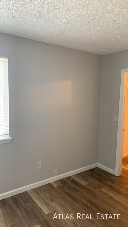 Building Photo - 851 S Uravan Ct