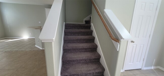 Building Photo - 14426 Mooreview Ln