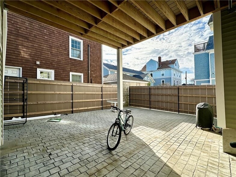 Building Photo - 29 Ann St