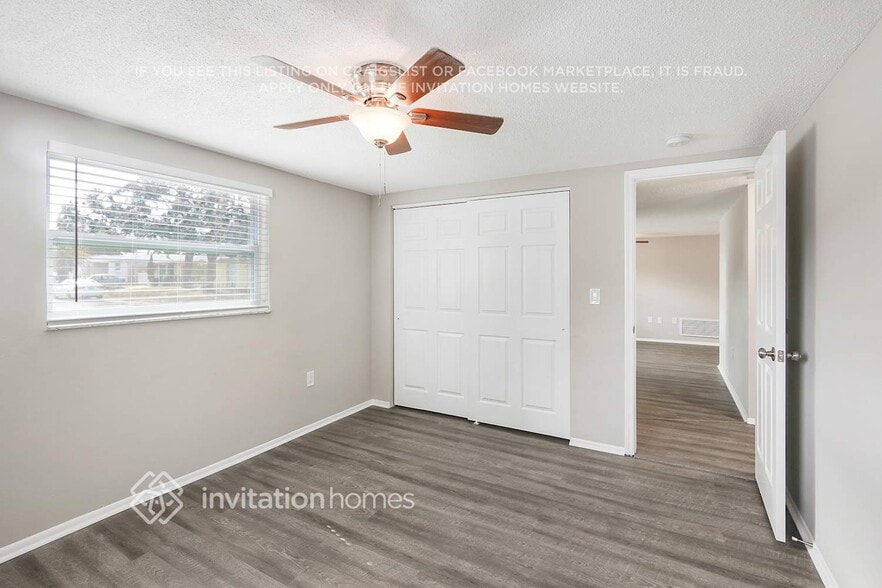 Building Photo - 7935 Fox Hollow Dr