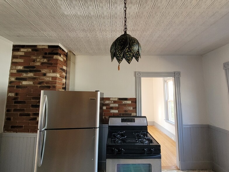 Building Photo - 355 Ohio St