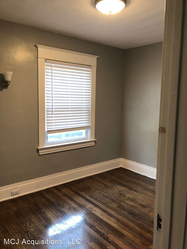Building Photo - 5 br, 2 bath House - 87 Paige St