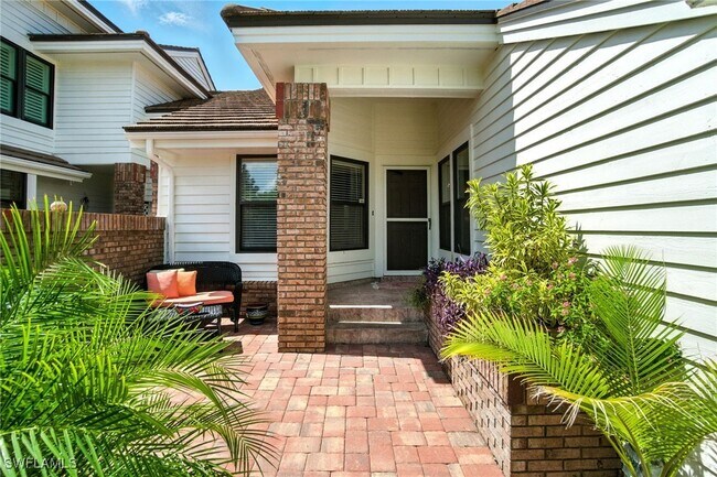 Building Photo - 4028 Crayton Rd