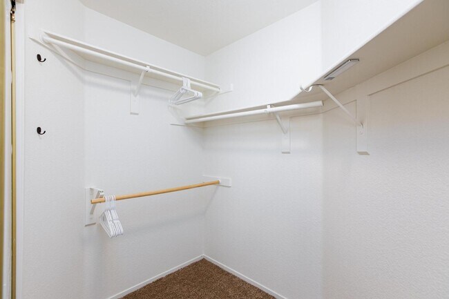 Building Photo - 9817 Dardanelle Ct