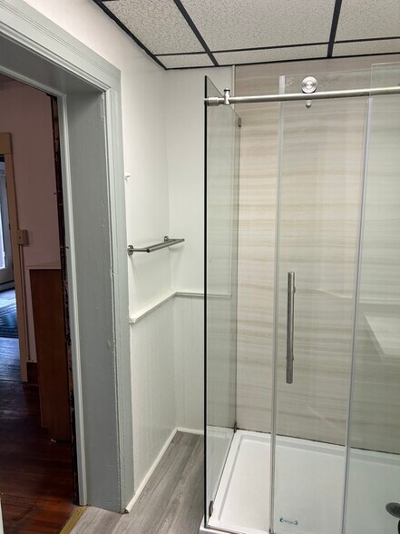 Building Photo - 127 College Ave