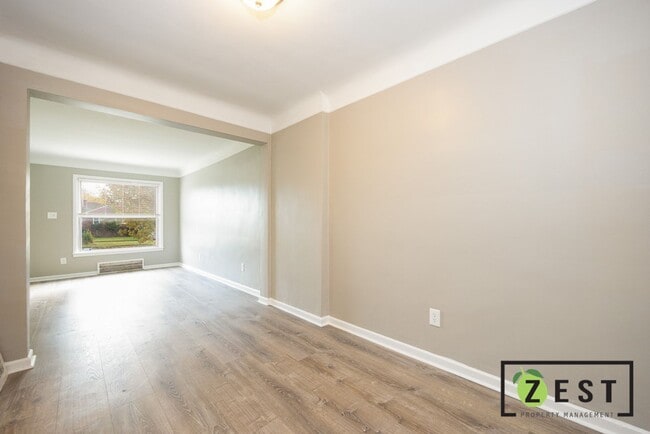 Building Photo - Greiner Apartments