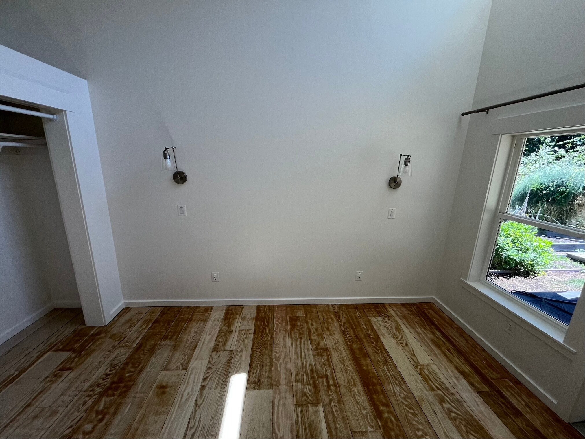 Building Photo - 8113 Sand Dollar Ln