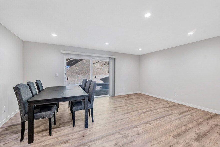 Building Photo - 19653 Valdez Dr