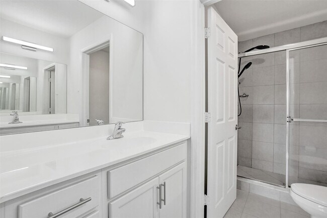 Building Photo - 4748 SW 63rd Terrace