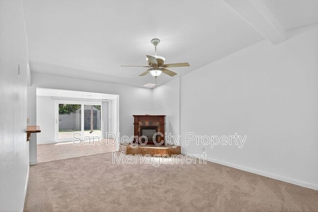 Building Photo - 2363 Judson St