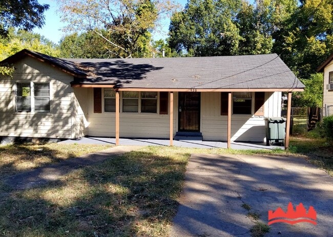 Building Photo - 426 Delta Rd