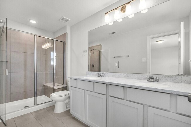 Building Photo - 27839 Western Crk Ct
