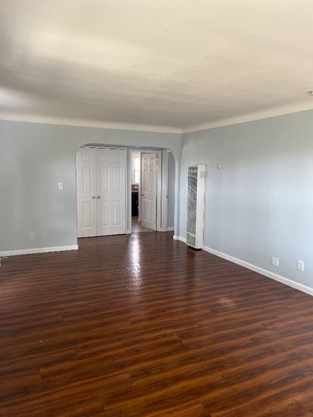 Building Photo - 5613 Via Corona St