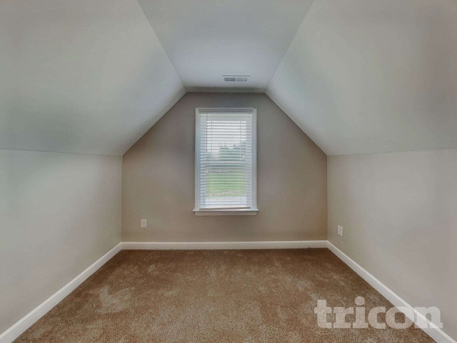 Building Photo - 335 Lasswade Ct