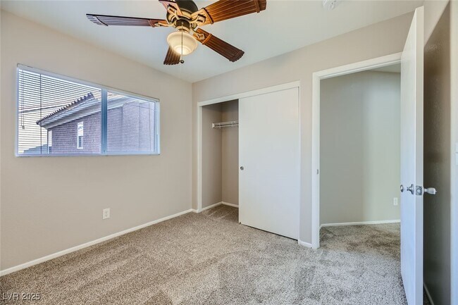 Building Photo - 535 Primrose Hill Ave