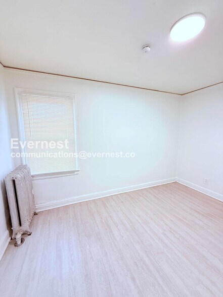 Building Photo - 15736 Steel St