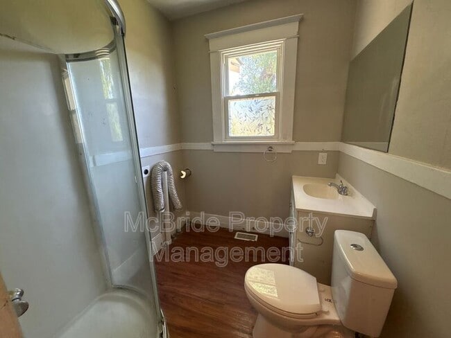 Building Photo - 1110 Troupe St